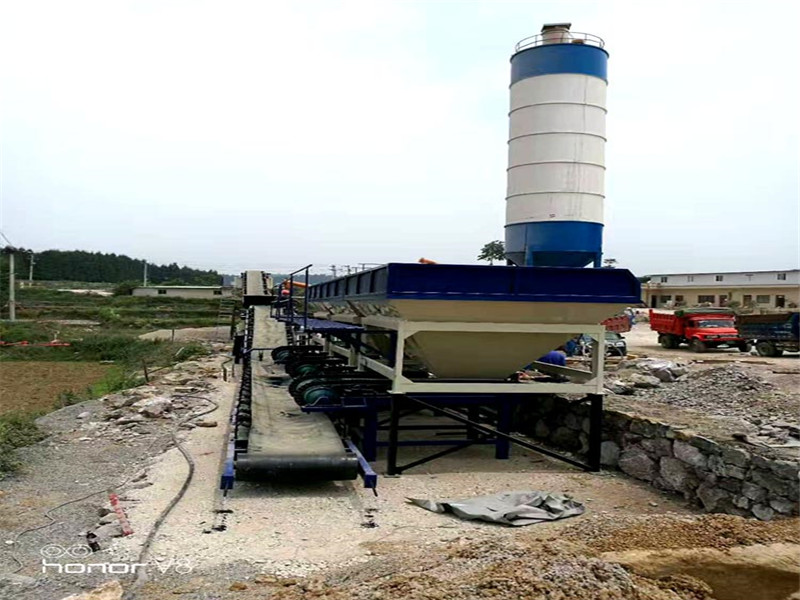500穩(wěn)定土拌合站用于公路基層骨料生產(chǎn)，拌和站廠家科信可供應(yīng)